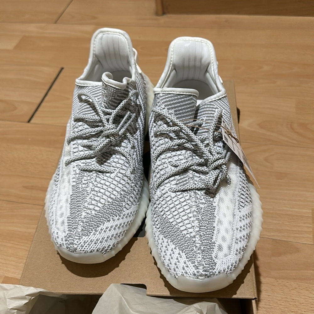 Yeezy boost 350 v2